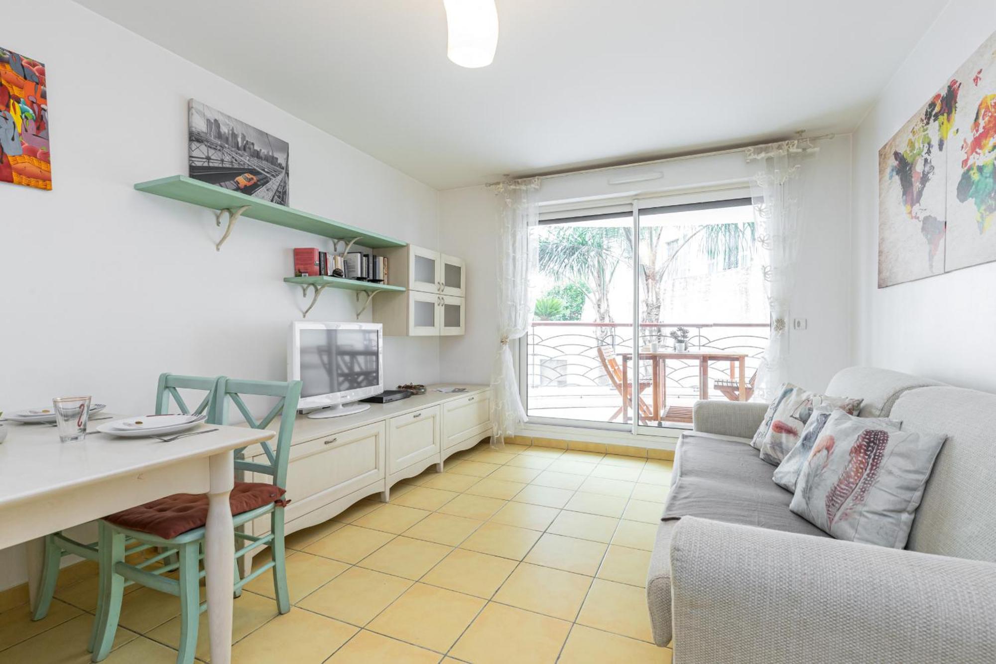 Nice 1 Bedroom downtown Carré d'Or with garage Exterior foto