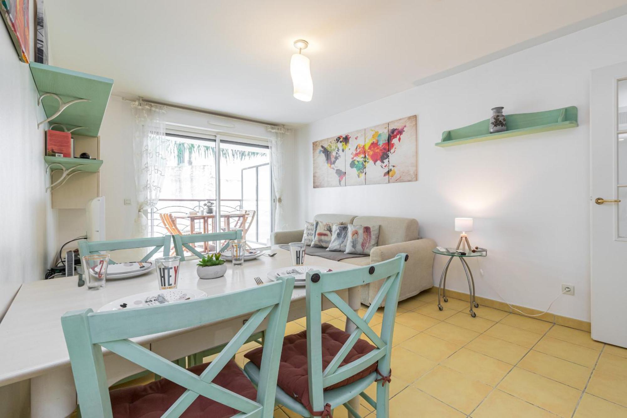 Nice 1 Bedroom downtown Carré d'Or with garage Exterior foto