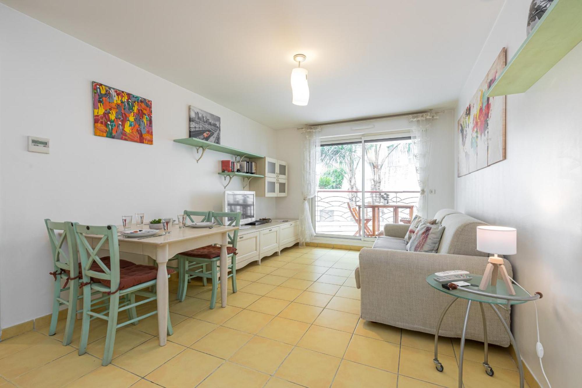 Nice 1 Bedroom downtown Carré d'Or with garage Exterior foto