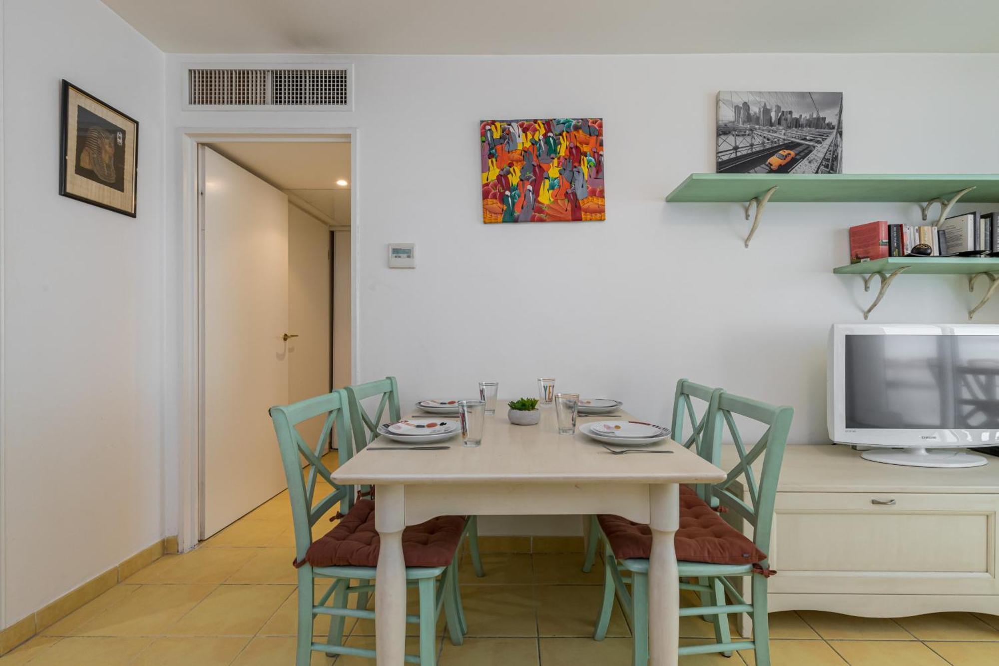 Nice 1 Bedroom downtown Carré d'Or with garage Exterior foto